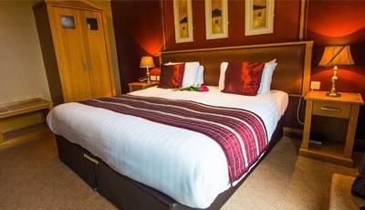 Lazy Sun/Mon 2 Night from €108pps